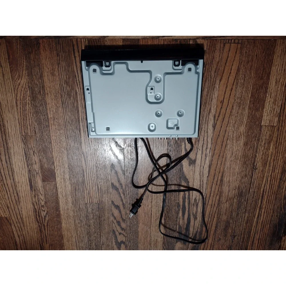 Sony DVP-SR210P Ultra Slim CD/DVD Player - Powers On / Ejects Includes Manual